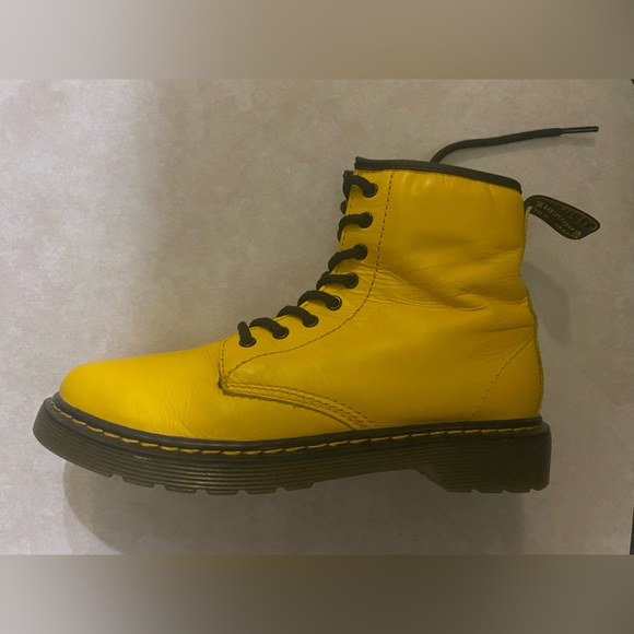 DR.MARTENS YOUTH 1460 LEATHER LACE UP BOOTS - Picture 7 of 8